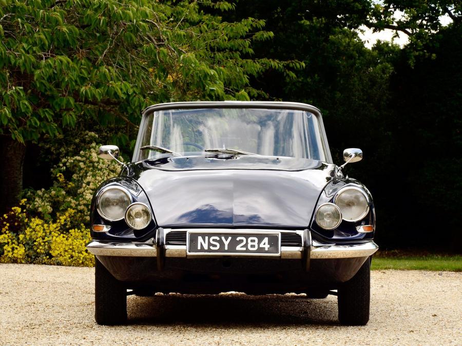  Citroen DS19 Cabriolet 1962 года  (UK) (фото 7 из 12)